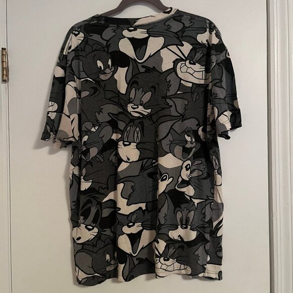 Looney Tunes Tom and Jerry All Over Print Graphic Tee Size XL - Picture 3 of 6